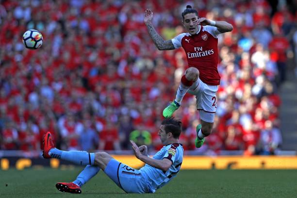 多次上演硬 多次上演硬