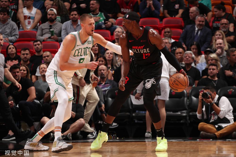 经历了一段 经历了一段